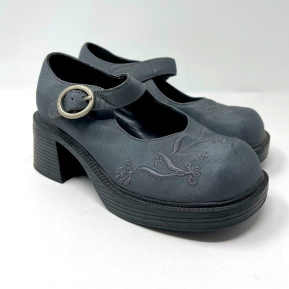 lei Other - LEI Y2K vintage girls Chunky Mary Janes EMILIM gray floral embroidered US 1 BoxK